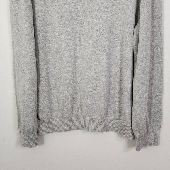 Tommy Hilfiger Gray Sweater Size XL Men's Gray Pullover Sweater - Picture 3 of 6